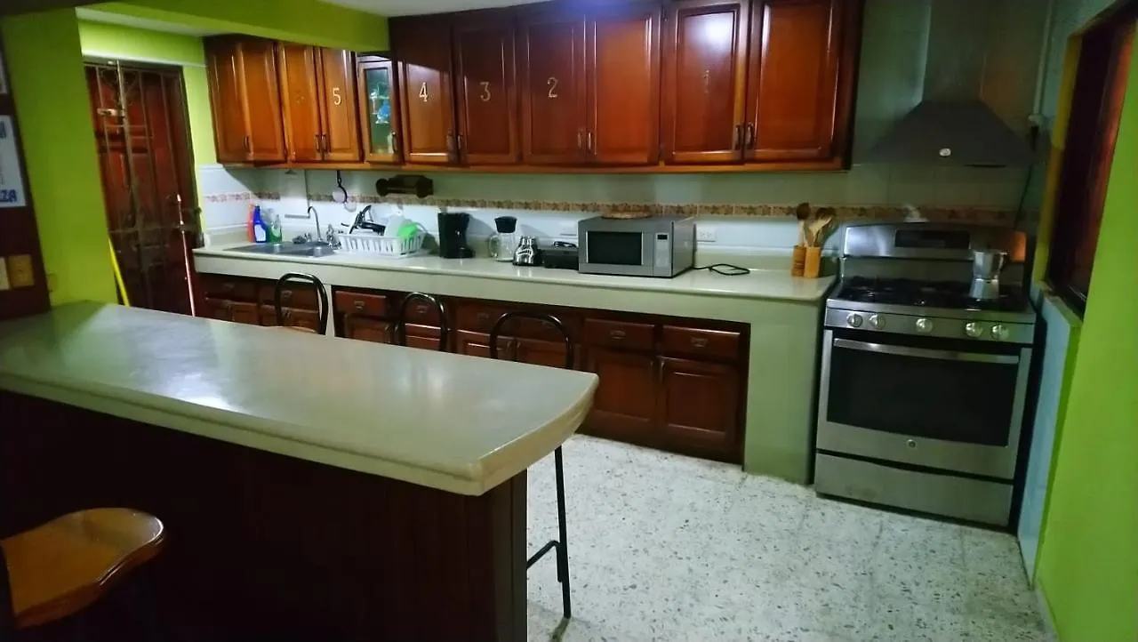 Guest-House Alquiler Hotel Santo Domingo 0*,